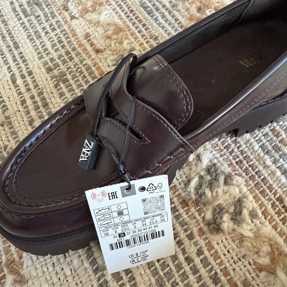 Brand New Women's Zara Brown Loafers - Picture 4 of 5